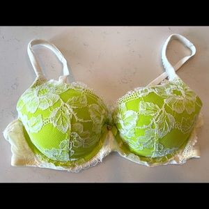Victoria’s Secret Body By Victoria, 36C